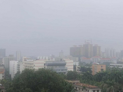 江苏发布大雾橙色预警 苏州盐城等地部分地区将出现特强浓雾