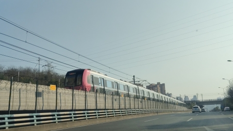 重庆地铁6号线东延工程开始铺轨了！今后将与重庆东站接驳