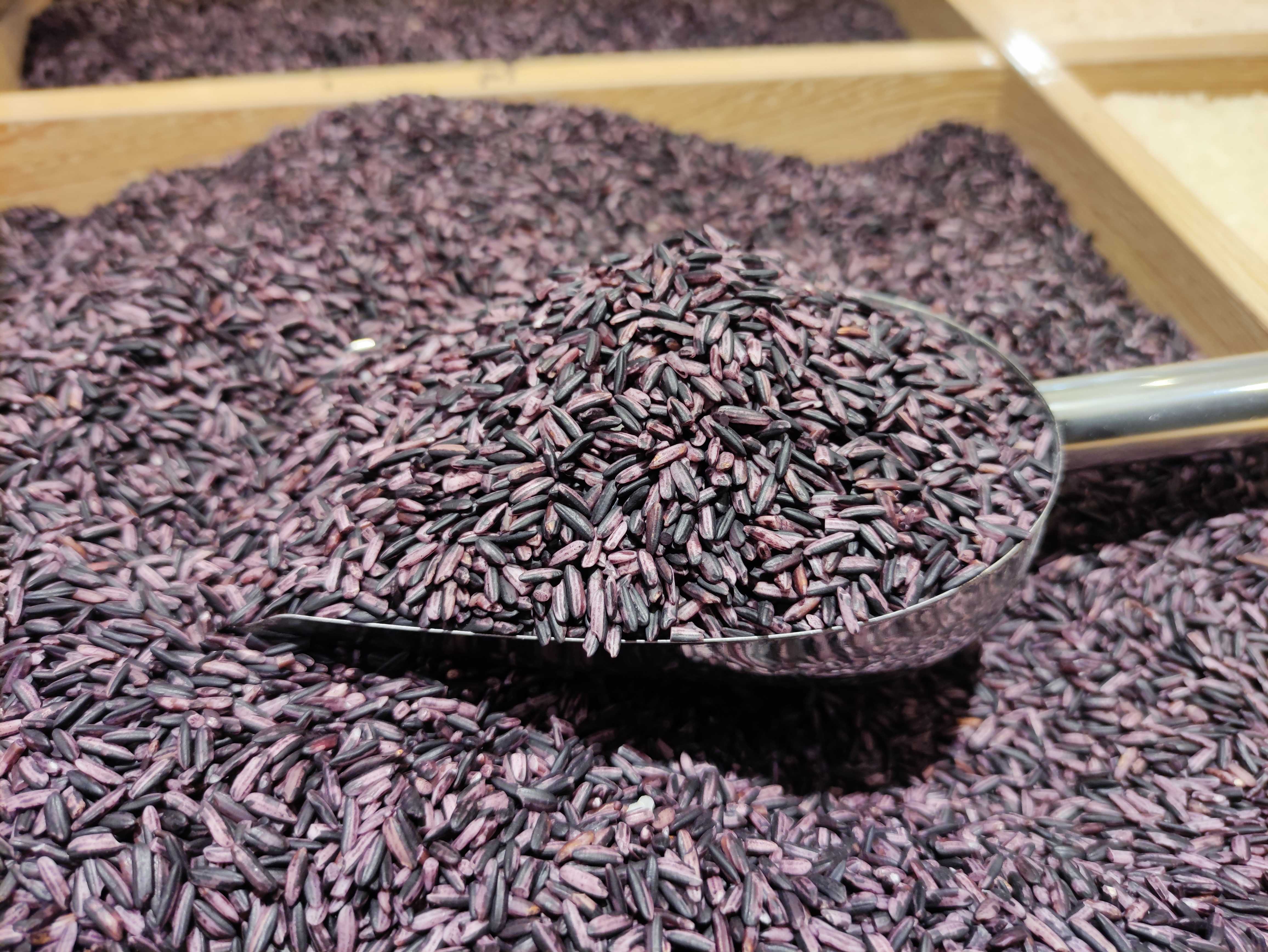 紫米蒸饭的做法_【图解】紫米蒸饭怎么做如何做好吃_紫米蒸饭家常做法大全_兔子他妈_豆果美食